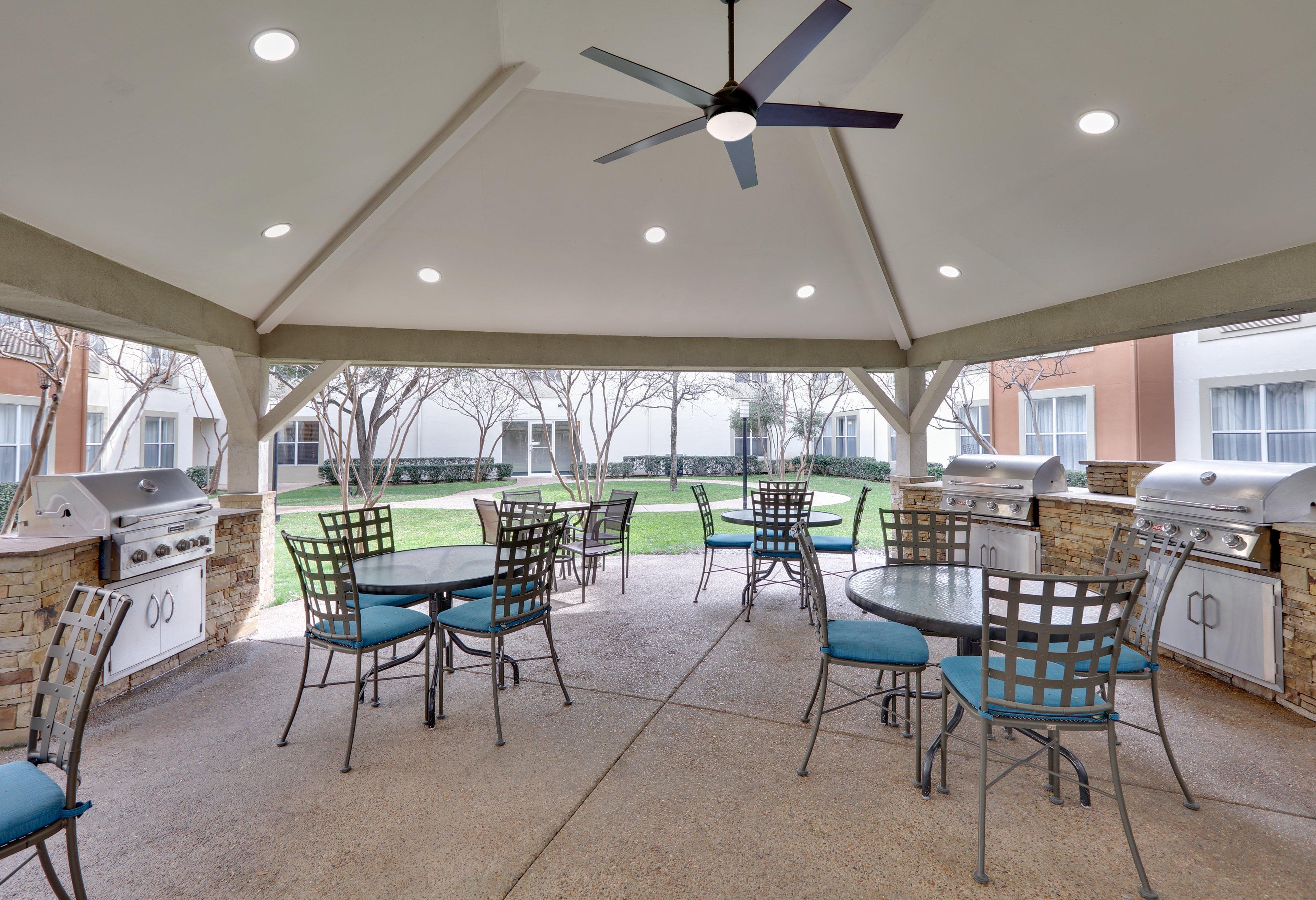 Candlewood Suites Dallas Market Center-Love Field By Ihg Exterior foto